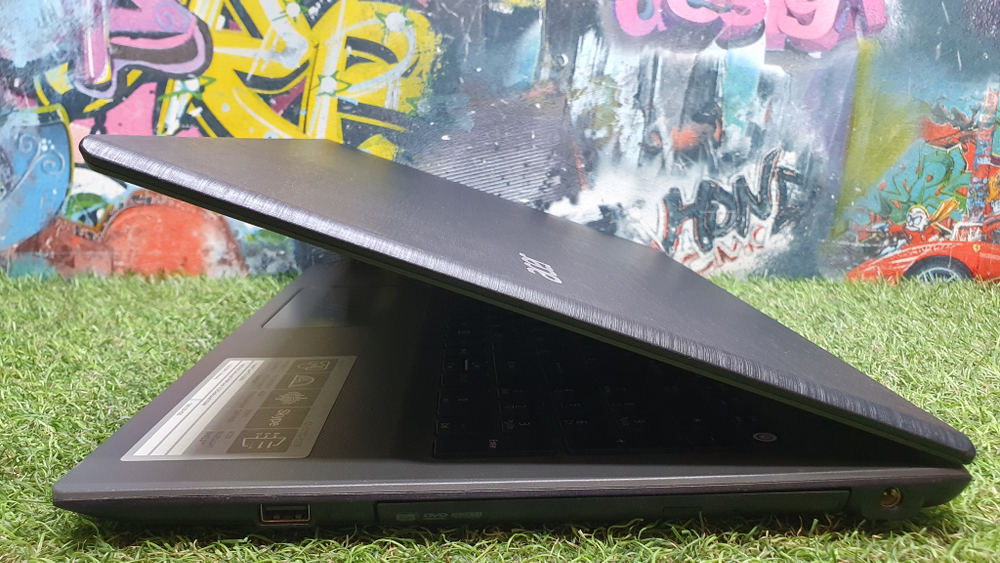 Ноутбук Acer i5-5/4Gb/940M 2Gb/E5-573G-53ZF/Windows 11