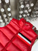 Безрукавка Moncler
