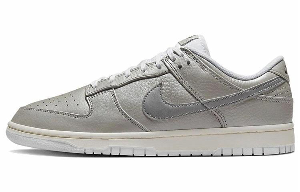 Кроссовки Nike Dunk Low "Metallic Silver"