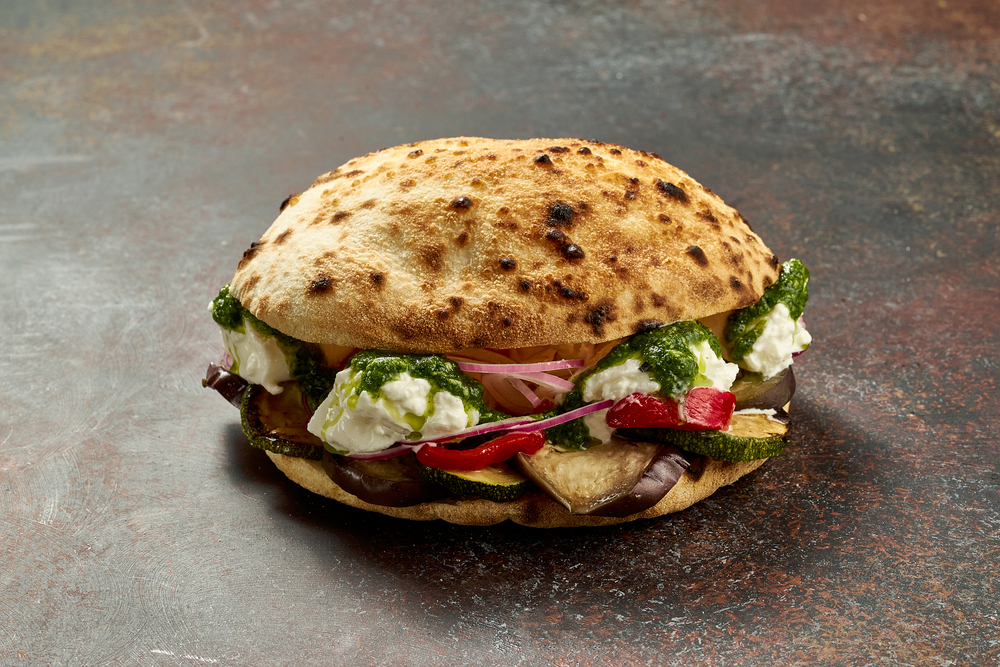 Пучча с овощами гриль и соусом песто 350гр.