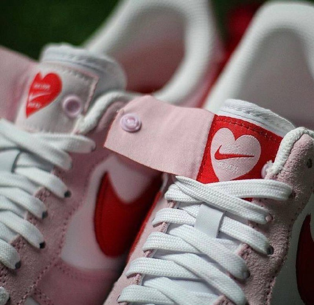Детские кроссовки Nike Force 1 Love