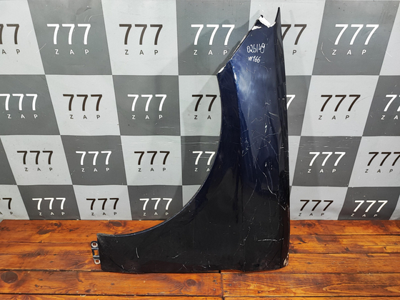 Крыло переднее левое Mercedes ML (W166) 11-15 Б/У Оригинал A1668800206