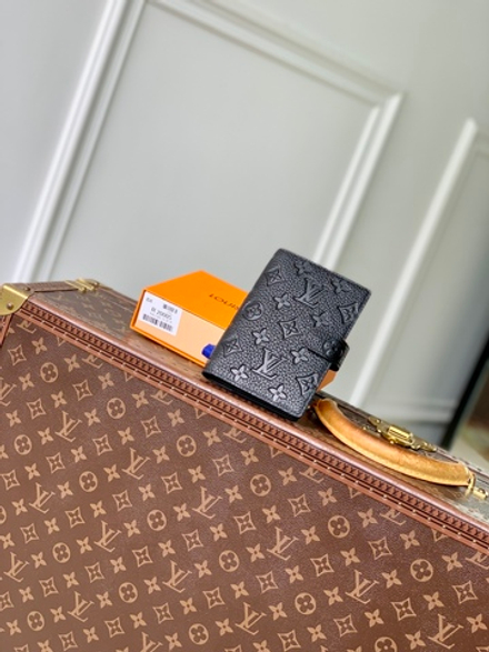 Louis Vuitton Small Ring Agenda