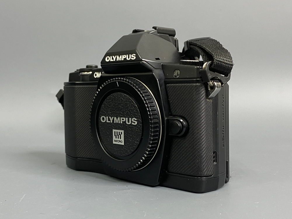 Olympus OM-D E-M5