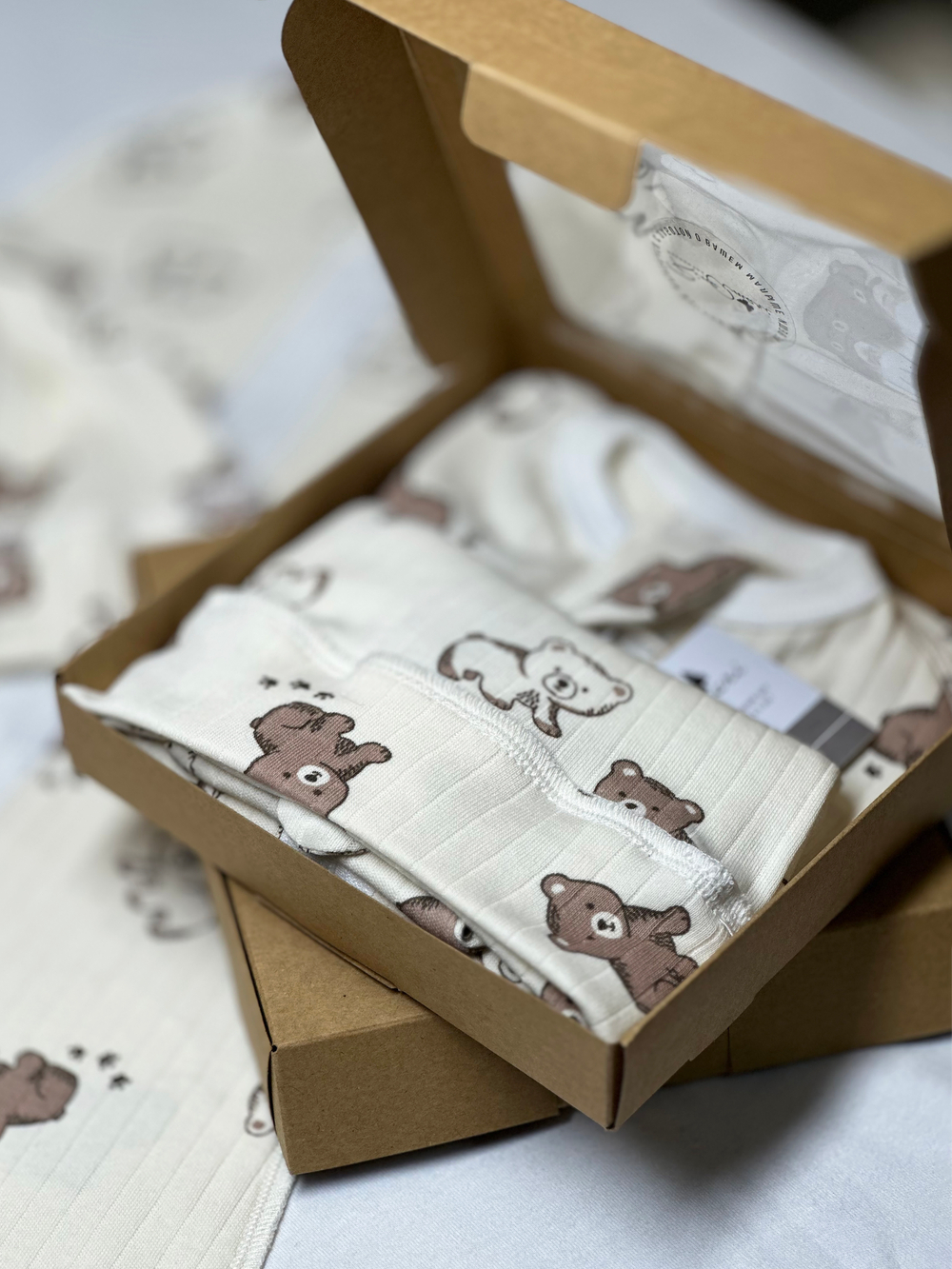 Набор "Мишка Топтыжка" (Пеленальный кокон + Шапочка Узелок)