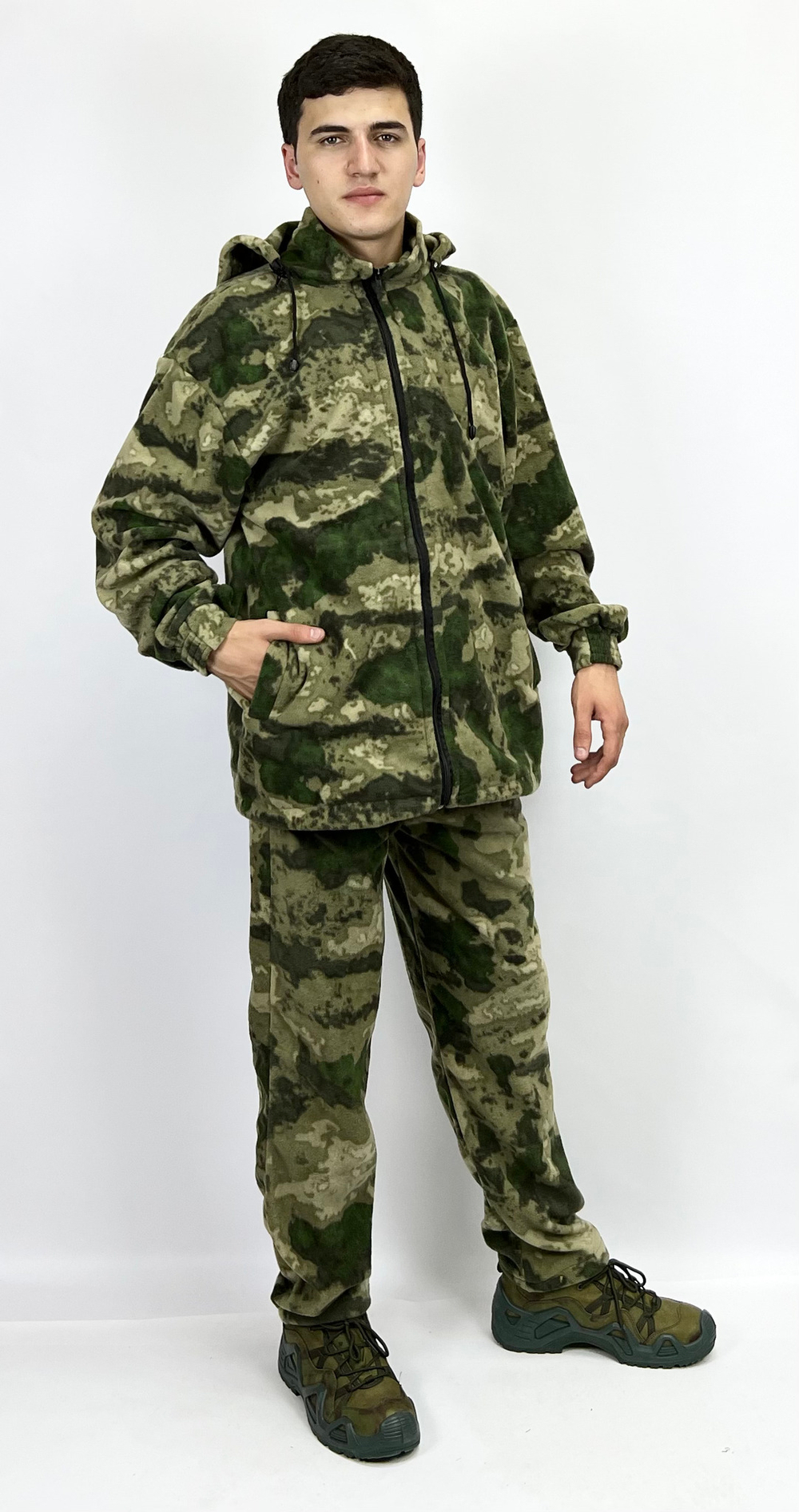 Маскировочный камуфляжный костюм