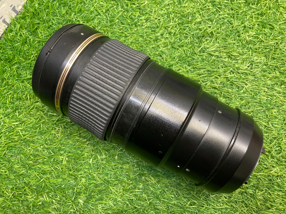 Tamron SP 70-200mm 2.8 Di Nikon F С дефектом