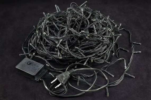 Светодиодная нить 26 м., 220V, 400 теплых белых LED ламп, контроллер, черный провод, Winner Light (ww.01.5B.400-)