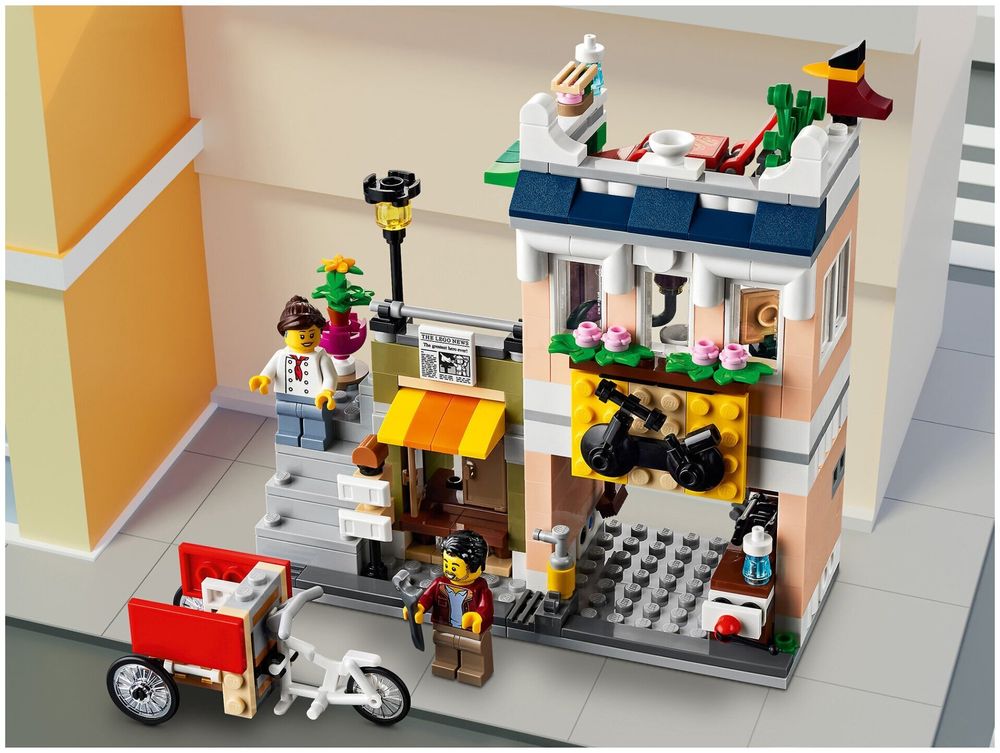 Конструктор LEGO Creator 31131 Лапшичная в центре города