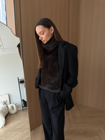 Манишка из эко-меха коричневая