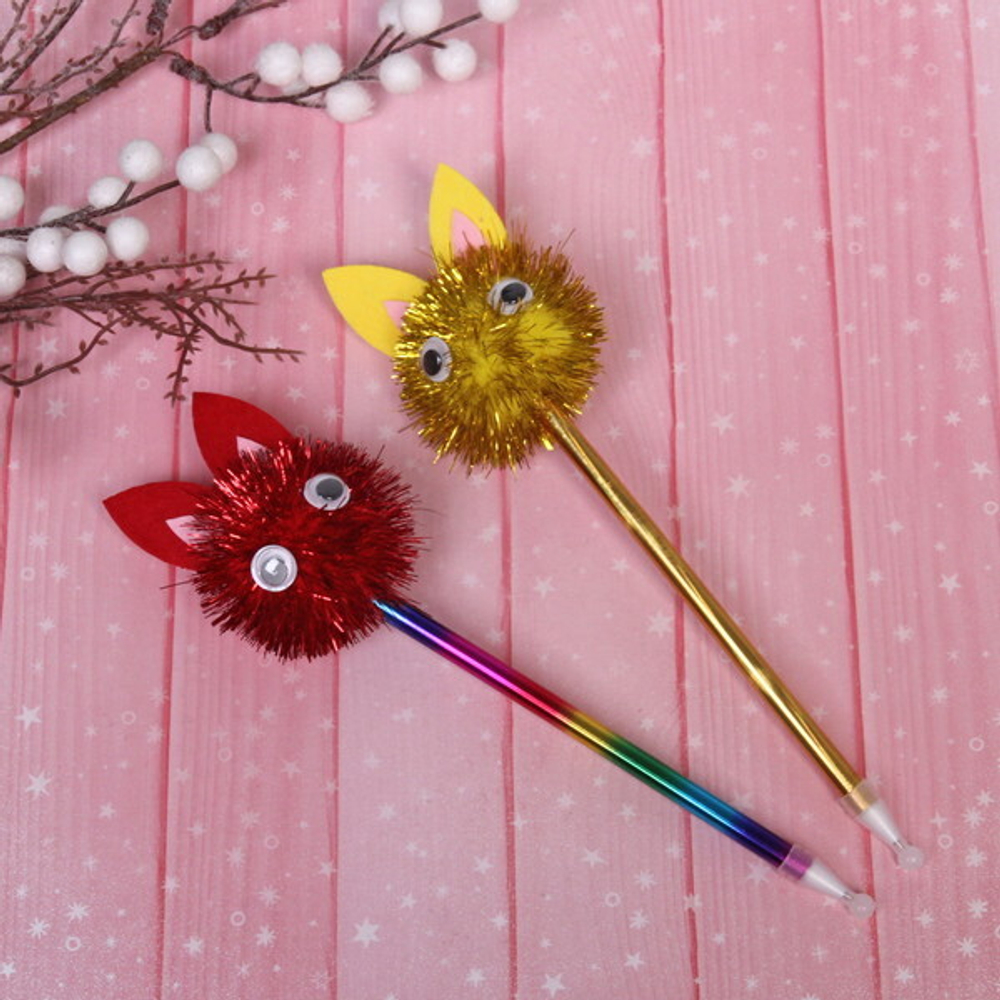 Ручка шариковая «Новогодние пушистики», 2 дизайна, 22,5 см (инд. пакет с подвесом)