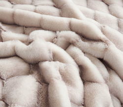 Покрывало 220x240 Sofi De MarkO Адриана №8 молочно-белое