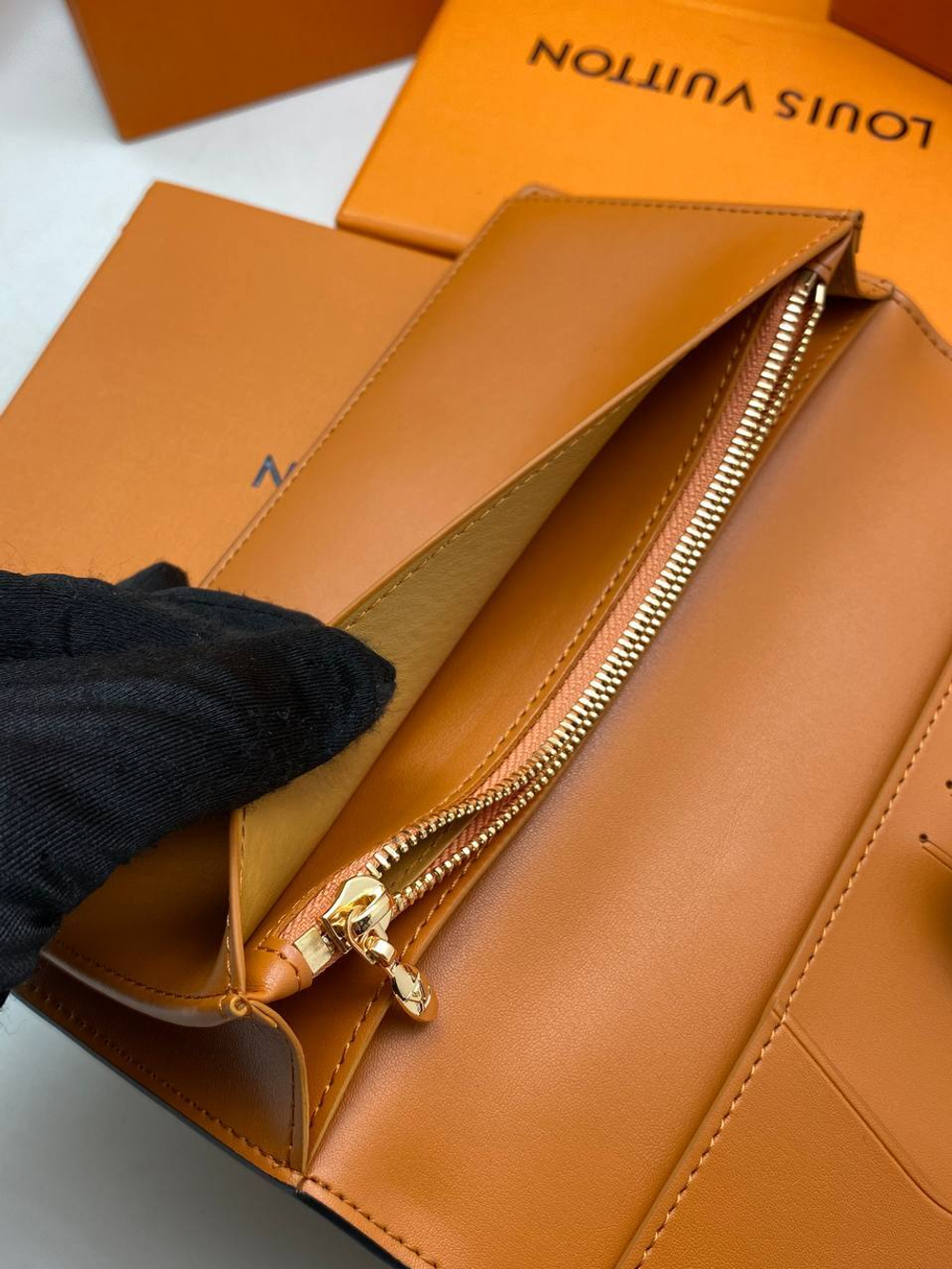 Кошелёк Louis Vuitton