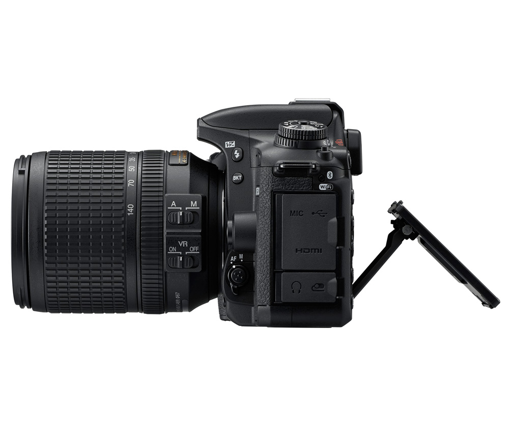 Зеркальный фотоаппарат Nikon D7500 Kit 18-140mm VR DX