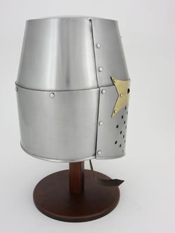 Nautical Шлем крестоносца ''Ведро'' с медной отделкой