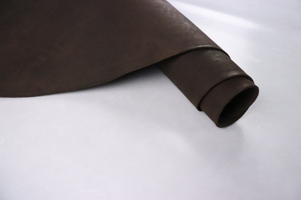 1,8-2,2 Юфть Темно-коричневая отделкой Pull Oil 161дм² (КЛ)