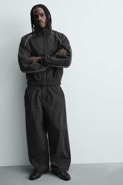 ZARA ДЖОГГЕРЫ ИЗ ВЫСОКОТЕХНОЛОГИЧНОЙ ТКАНИ С КОНТРАСТНЫМИ ПОЛОСАМИ, ЧЕРНЫЙ