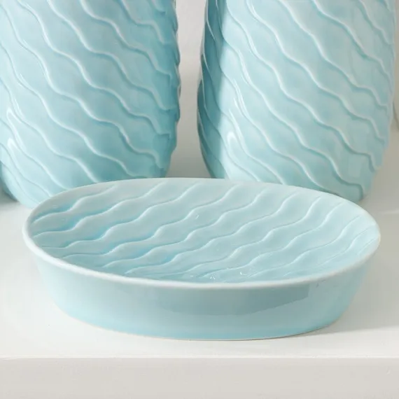 Набор аксессуаров для ванной комнаты Доляна «Волны», 4 предмета (дозатор 400 мл, мыльница, 2 стакана), цвет голубой