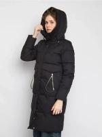 Куртка зимняя удлиненная с капюшоном