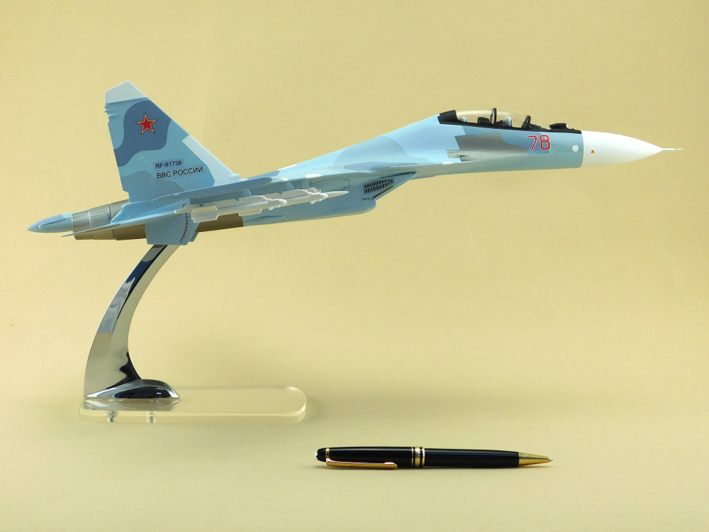 Модель самолета Су-30СМ (М1:48, ВВС России, RF-81738, 78)