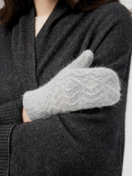 Варежки В021-03 серые