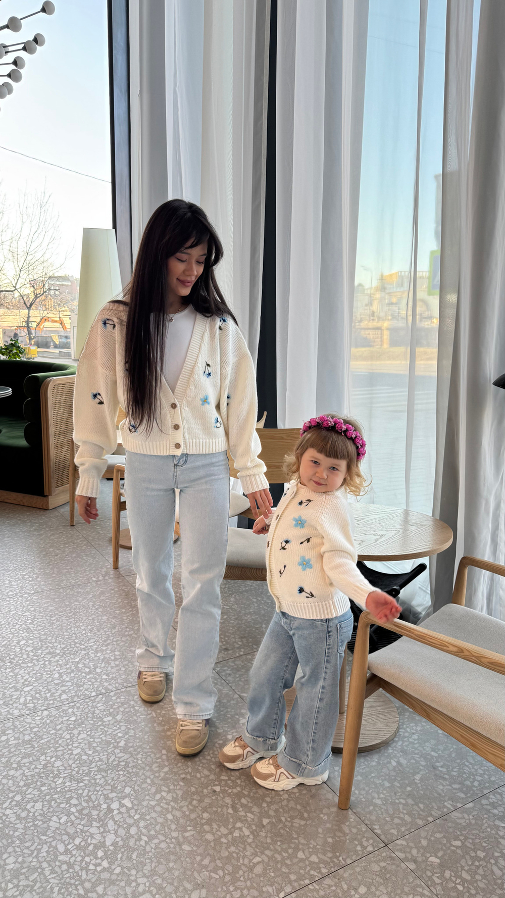 Кардиган с цветами детский