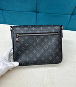 Сумка через плечо Louis Vuitton District PM