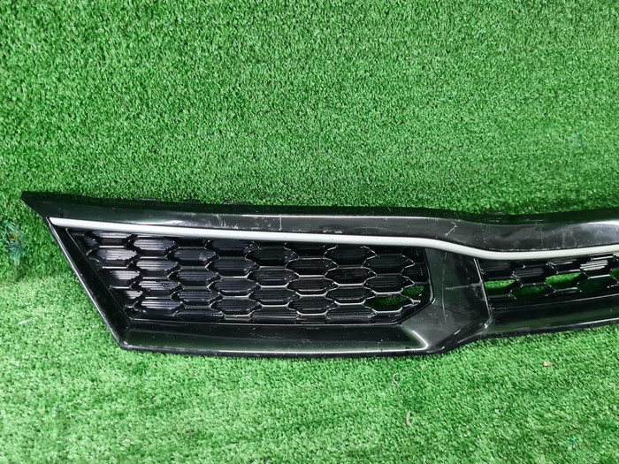 Решетка радиатора Kia Rio 4 X (2020-н.в.)