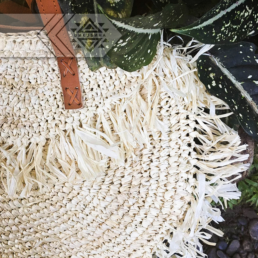 Плетёная сумка из ротанга