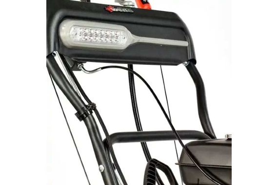 Снегоуборщик YANIS Blizzard M24DL