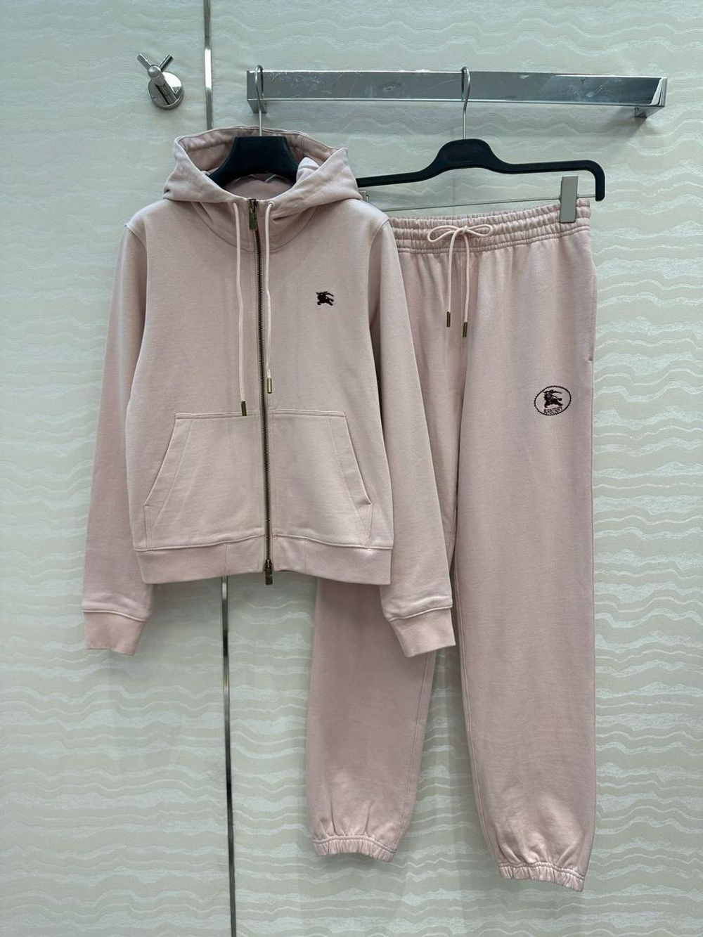 Костюм Burberry