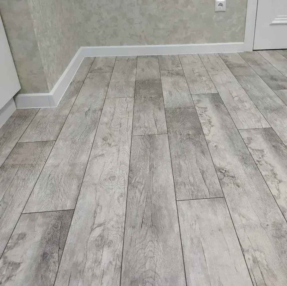 Ламинат Kastamonu SunFloor "Ясень Вирджиния" 33 класс ( 11 шт./2.44 м2), упаковка