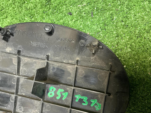 Эмблема решетки радиатора Lexus RX 3 AL10 (08-12)