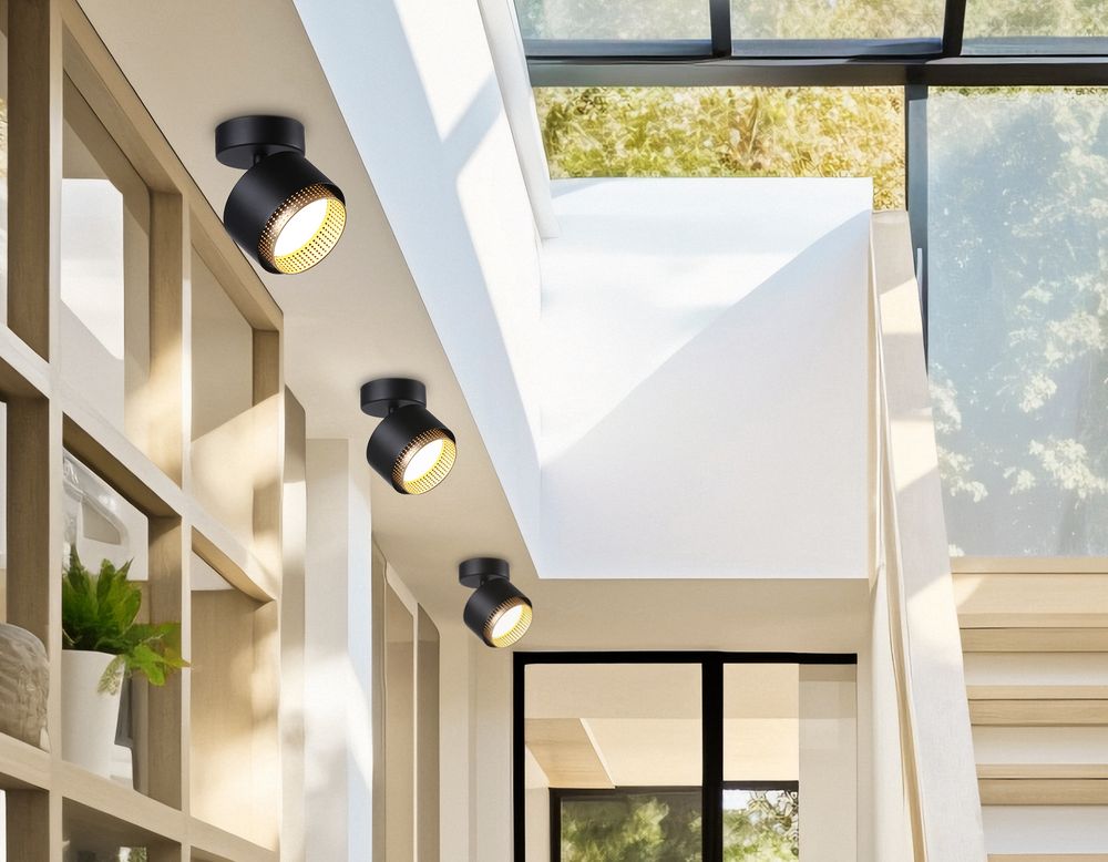 Ambrella Настенно-потолочный поворотный спот со сменной лампой GX53 Techno family TN71282