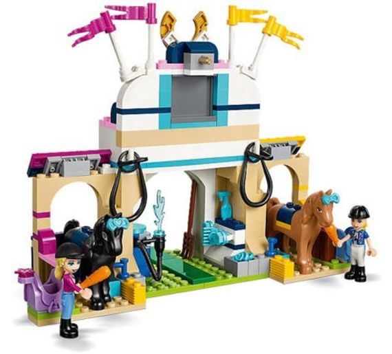 Lego konstruktor Friends "Соревнования по конкуру"