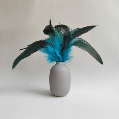 Перья петуха голубые двухцветные 13 - 18 см. 20 шт.