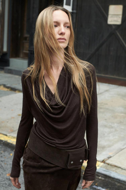 ZARA ФУТБОЛКА С ДРАПИРОВКОЙ, ШОКОЛАДНЫЙ