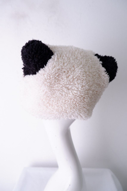 Шапка модная на 12-14лет