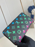 Louis Vuitton Zippy Wallet
