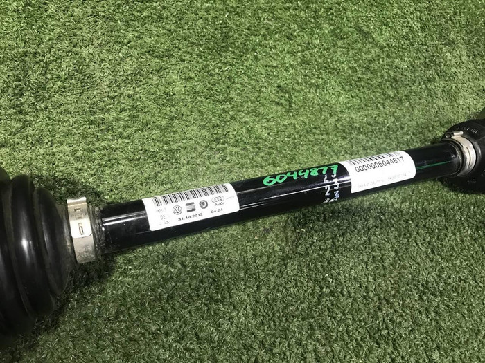 Привод передний левый Skoda Octavia A5 (2004-2013)