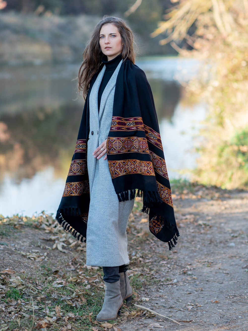 Шаль Куллу (черный)