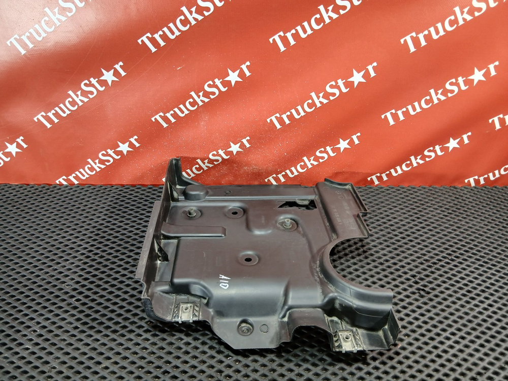 Шумоизоляция двигателя левая