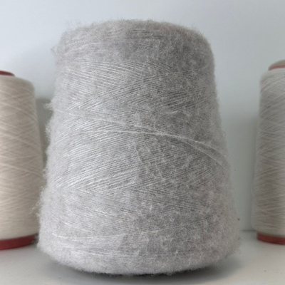 INUIT - E. Miroglio; 77% вспушенный меринос extrafine, 22% п/а, 1% эластан; 950м/100гр; col. YWO, цвет: жемчужно-серый