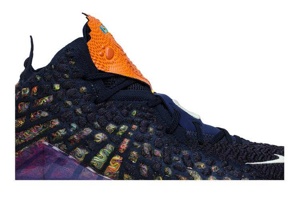 Кроссовки Nike Lebron 17
