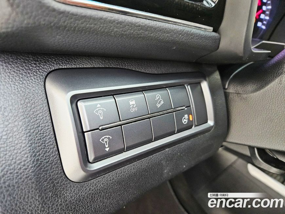 KG Mobility (Ssangyong) Very New Tivoli Дизель 1.6 2WD (01.2020)