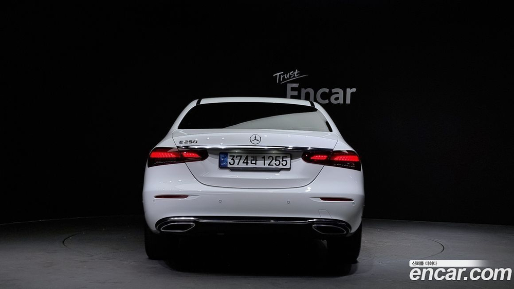 Mercedes-Benz E-Class W213 E250 Exclusive (09.2022)