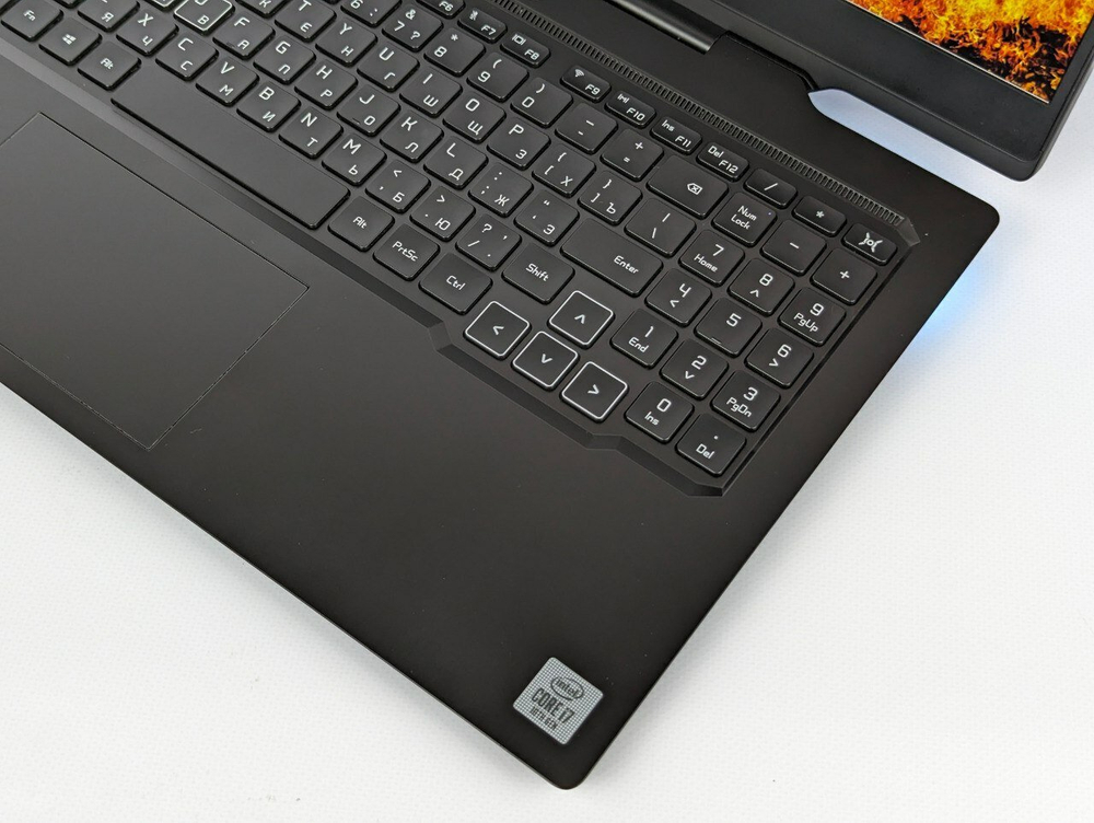 Игровой Ноутбук Honor Hunter V700 i7 10750H/16GB(RAM)/512GB(SSD)/RTX2060(6GB)/16.1/FHD/IPS/144Hz/Win11