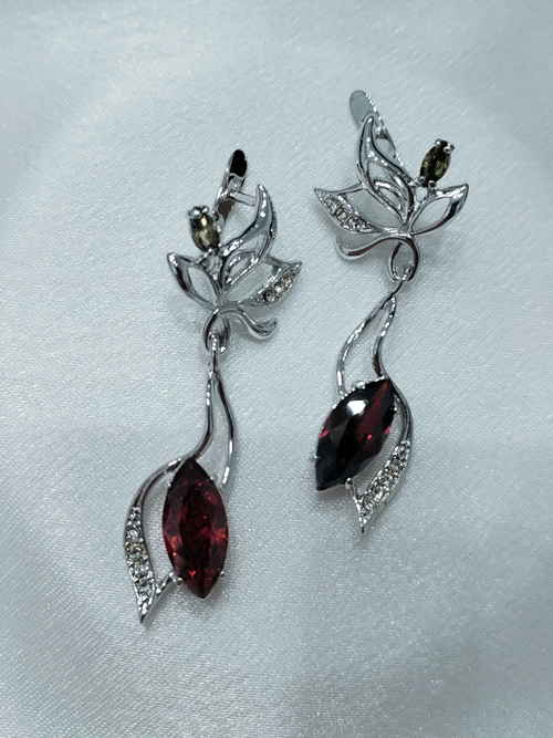 "Лайн" серьги из коллекции "Идиллия Jenavi"