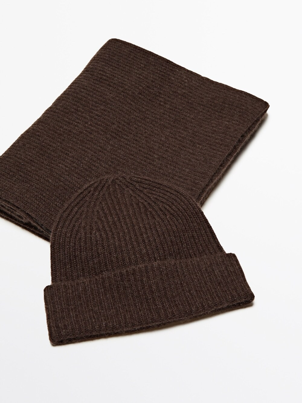 Massimo Dutti Шарф и шапка из 100% кашемира в рубчик, шоколадный