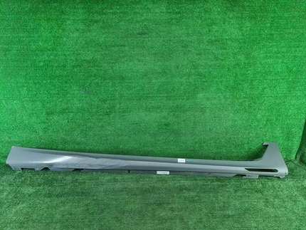 Накладка порога правая BMW 6er G32 (17-нв) M-paket
